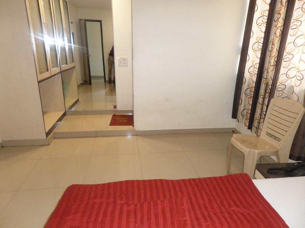 Hotel Minerva Residency Mumbai Room photo